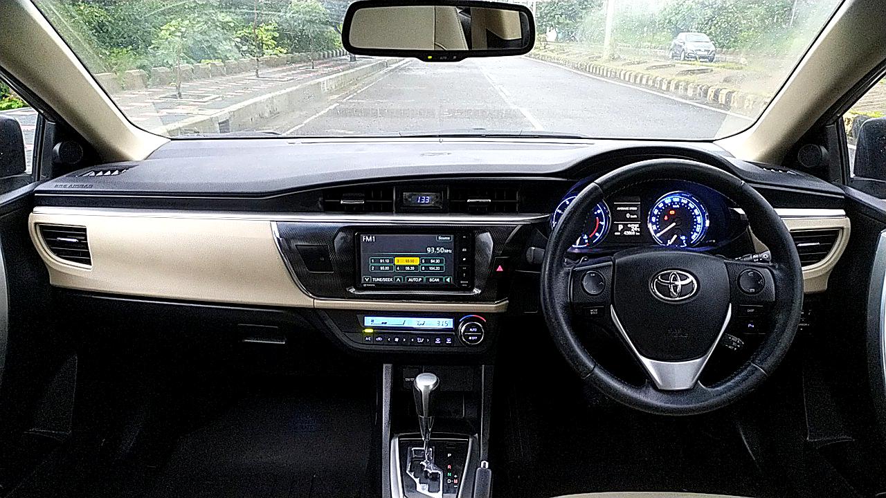 Salpicadero Spinny Assured para Toyota Corolla Altis
