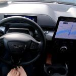 El CEO de Ford ensombrece los métodos de prueba Musk Over Tech de Tesla