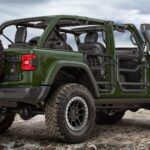 Jeep Wrangler 4xe PHEV recibe kit de elevación y más de Mopar y JPP
