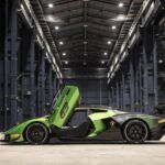 El Lamborghini Essenza SCV12 es una cartilla con Automóvil con Chasis íntegramente de carbono