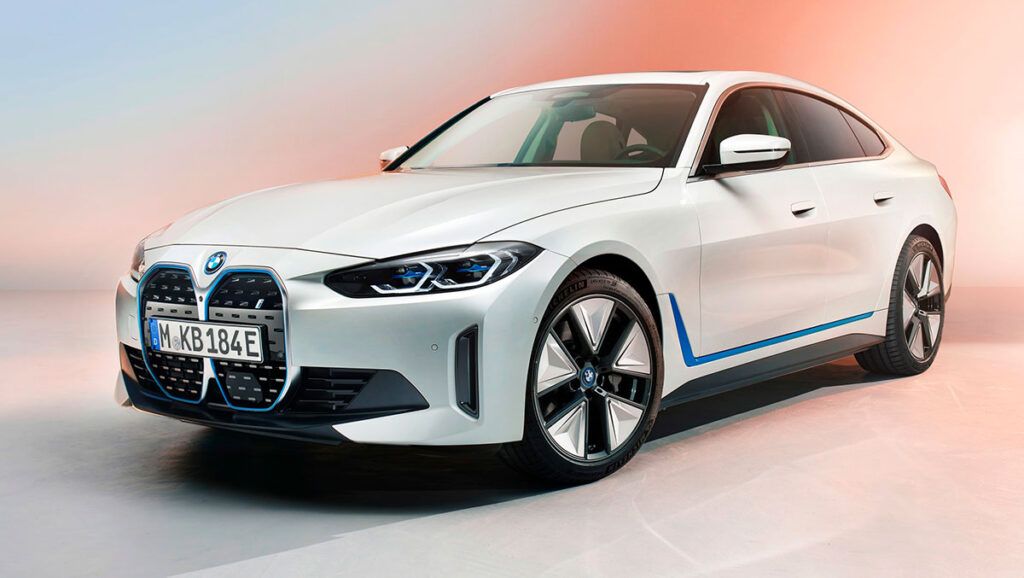 El nuevo BMW i4: Serie 4 en versión 100% eléctrica incorporará con 530 CV, tracción total y 590 kilómetros de conducción autónoma