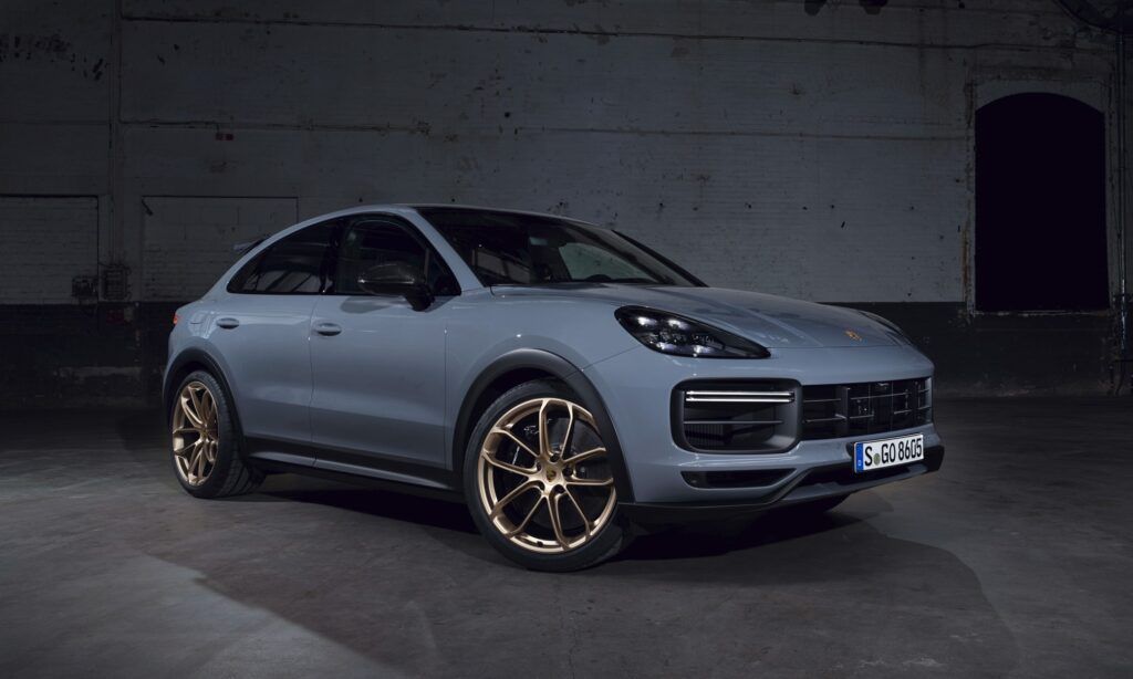 Porsche Cayenne Turbo GT comienza [w/video]