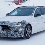 El modelo T de Mercedes-Benz Clase C 2022 trae más camuflaje a las nuevas fotografías espía