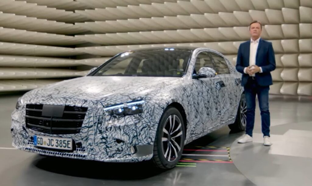 Espiar la novedosa generación de Mercedes-Benz Clase S