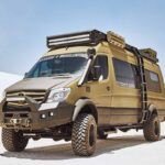 Mercedes-Benz Sprinter se transforma en la vivienda perfecto para sobrevivir en bicicleta