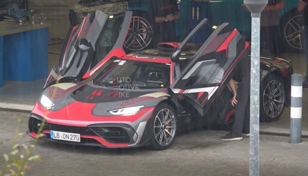 El mal tiempo devuelve al Mercedes-AMG ONE del circuito de Nürburgring