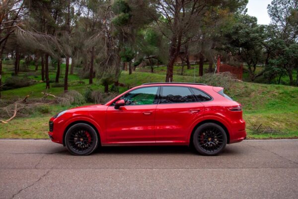 Prueba del Porsche Cayenne GTS 2020