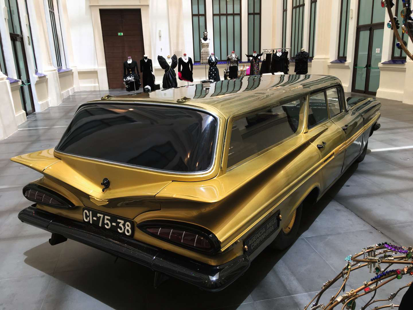 Coche fúnebre
