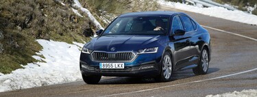 Probamos el Skoda Octavia iV: el primer Octavia PHEV llegó a cero con 50 km de autonomía real y un silencio adicional.