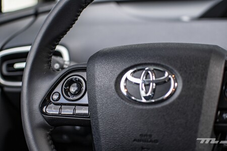 Toyota Prius 2021 Prueba 001 enchufable