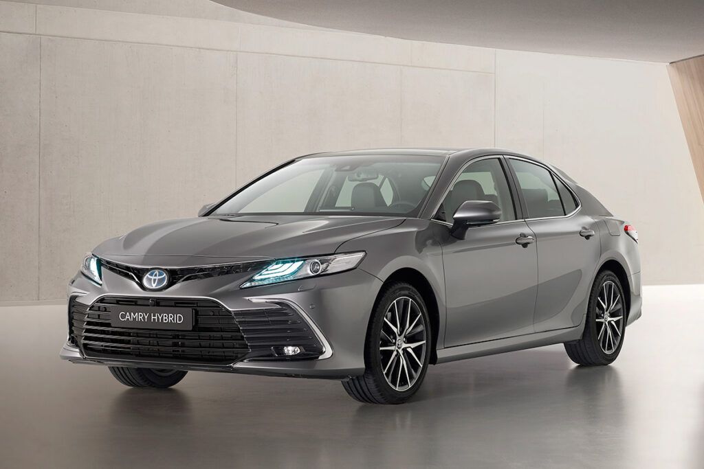 Toyota Camry (2021) | Información general