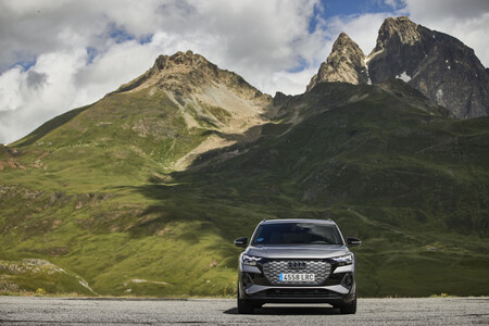 Audi Q4 e-tron 197 - precio: + 0 rublos.