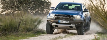 Probamos el Ford Ranger Raptor: una aterradora bestia todoterreno en la carretera, llena de diversión todoterreno.