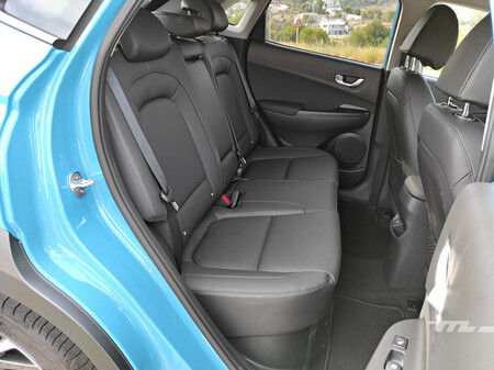 Asiento de prueba Hyundai Kona Hybrid 1 6
