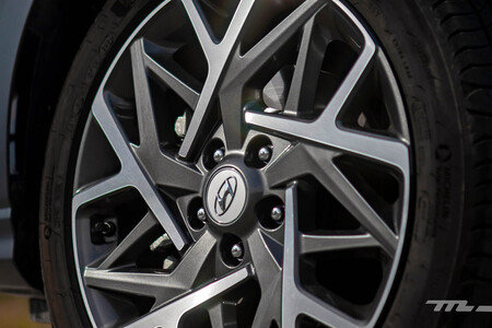 Prueba híbrida Hyundai Kona 1 6