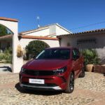 La versión de 225 CV del SUV compacto PHEV es más atractiva y técnica.