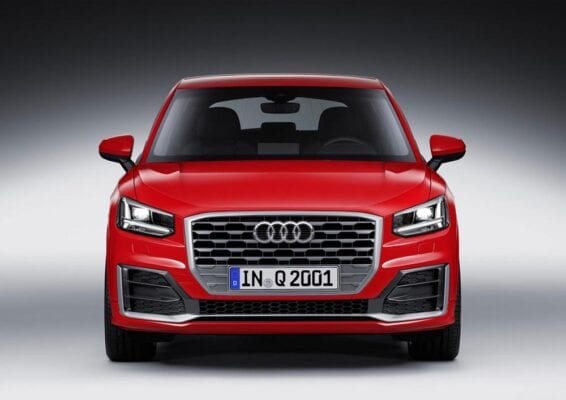 Audi Q2 2016 al frente