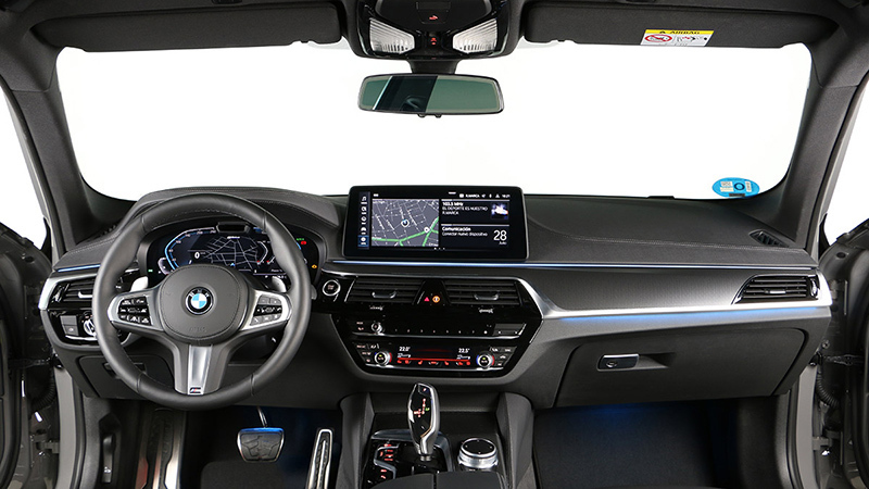 BMW serie 5 530e Touring (2021) - fotos del interior Foto de-bmw serie-5 2021