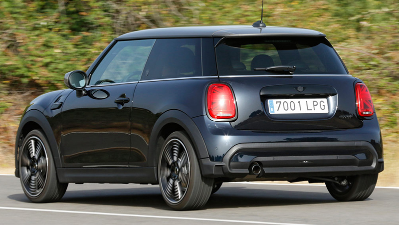MINI Cooper 3-Door Automatic (2021) fotos exteriores - Fotos Mini Mini 2021