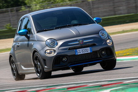 Pin de prueba 1 de Abarth F595