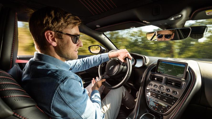 Aston Martin DB11 V8 2018