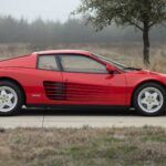 Este Ferrari Testarossa fue abandonado en Puerto Rico y podría ser tuyo