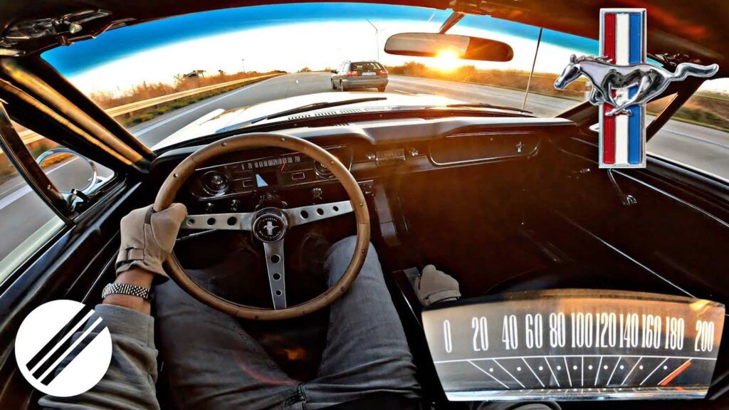 Ese es el sonido del Ford Mustang V8 manual en la carretera en 1966