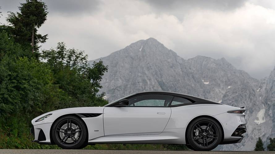 Aston Martin DBS Superleggera 2019