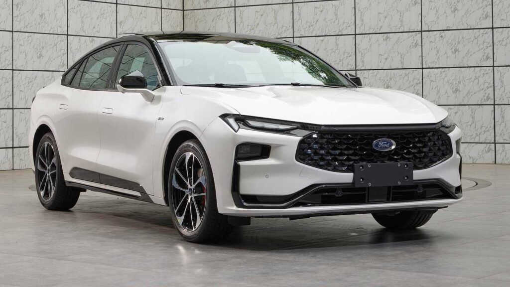 ¡Este es el Ford Mondeo 2022 Crossover!