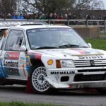Este Peugeot 205 T16 Grupo B busca nuevo dueño