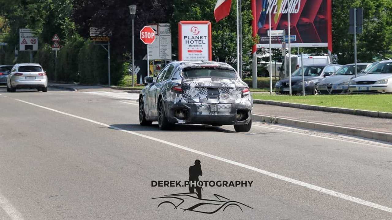 Fotos espía del SUV Ferrari Purosangue 2023