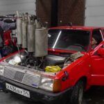Este Fiat Uno con cuatro silenciadores solo se puede encontrar en Rusia