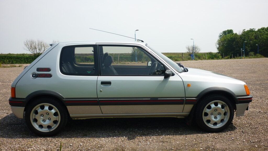 El Peugeot 205 GTi cuesta 36.800 euros