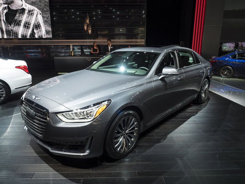 2017 Génesis G90