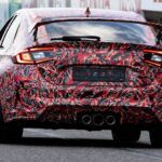 El Honda Civic Type R competirá en el Salón del Automóvil de Tokio en 2023, pero aún mantiene su camuflaje
