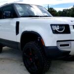 El pobre Land Rover Defender 2022 ganó el campeonato de rescate en solo 498 millas.