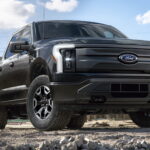El CEO de Ford dice que el fabricante de automóviles está explorando opciones con una valiosa participación en Rivian