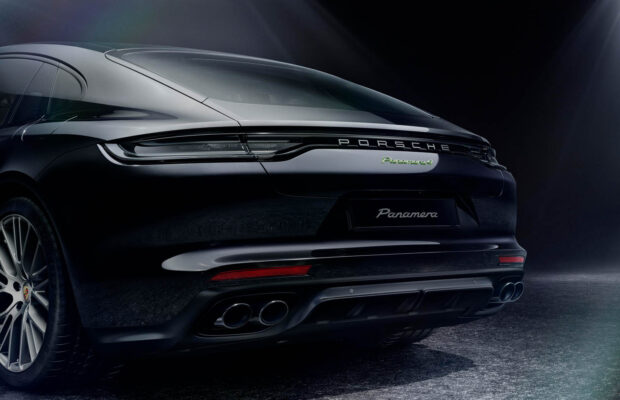 Porsche Panamera Platinum Edition 2021