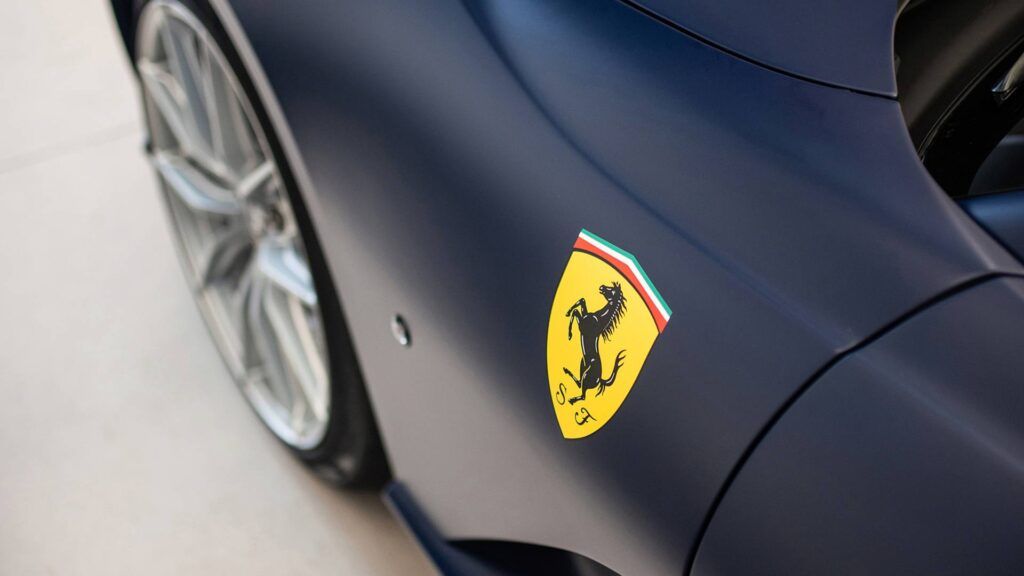 Ferrari confirmó rápidamente la llegada del motor híbrido V6