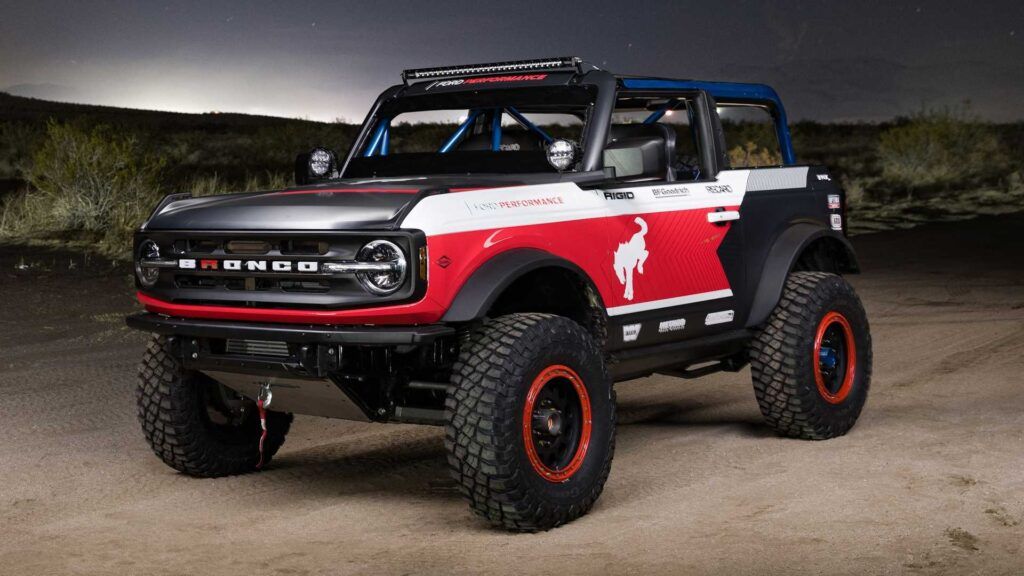 Ford Bronco 4600, un SUV de carreras que domina el desierto