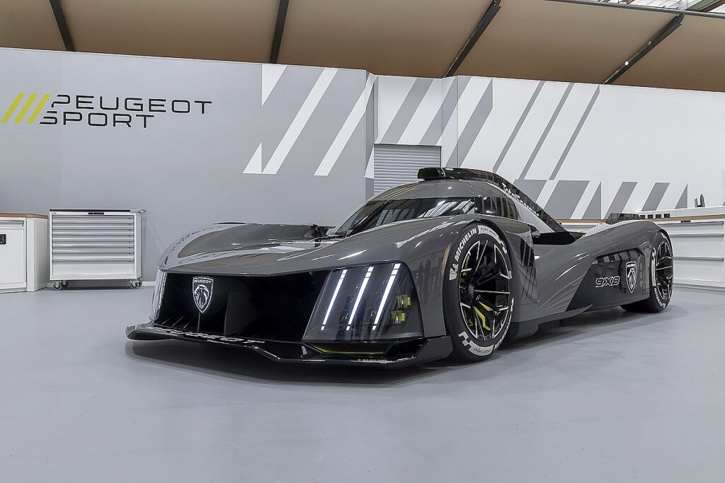 Peugeot lanza el nuevo hypercar 9X8 y regresa a Le Mans