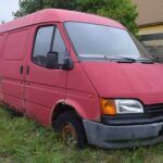 ¡ Sorpresa Una Ford Transit deja arranca, tras 12 años parada