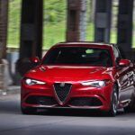 2017 Alfa Romeo Giulia Quadrifoglio descripción, precios y especificaciones