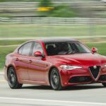 2017 Alfa Romeo Giulia reseñas, precios y especificaciones
