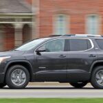 2018 GMC Acadia reseñas, precios y especificaciones