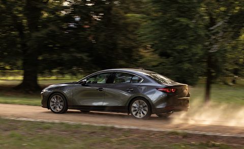 2020 Mazda 3 trasero 2020 Mazda 3 trasero