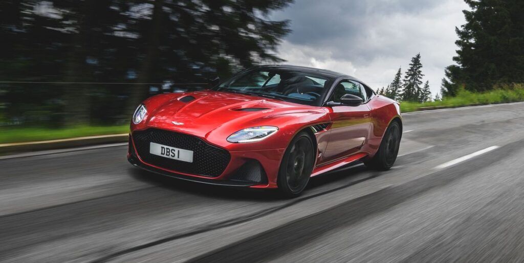 Aston Martin DBS Superleggera 2019 revisión, precios y especificaciones