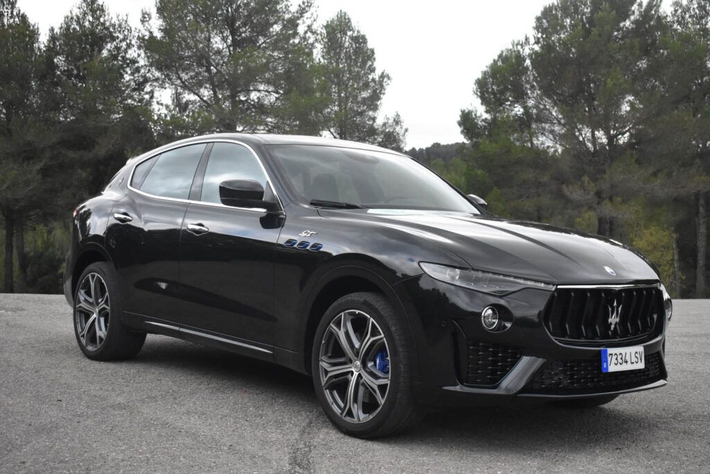Experimente el Maserati Levante Hybrid, un vehículo utilitario deportivo eficiente