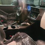 La cabina basada en el modelo Nissan Z 2023 lo hace aún más divertido