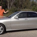 Por supuesto, el W220 es un punto bajo en la historia de Mercedes, pero sigue siendo un sedán Clase S